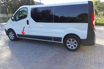Renault Trafic 2001–2015 Moldura de puerta original usada (L1) foto 1