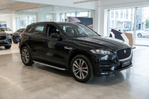 Jaguar F-PACE 2016- Estribos Laterales Fullmond (2 uds., Aluminio) foto 1
