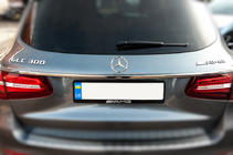 Mercedes GLC X253 2015-2022 Moldura cromada sobre la matrícula (acero inoxidable) foto 2
