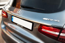 Mercedes GLC X253 2015-2022 Moldura cromada sobre la matrícula (acero inoxidable) foto 1