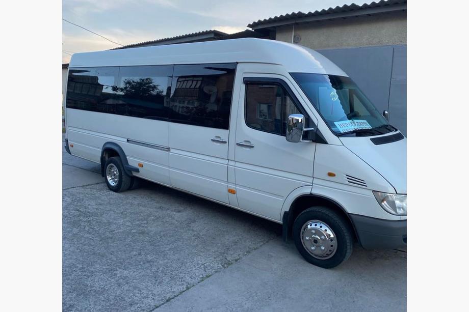 Mercedes Sprinter W901/902/903/904/905 1995–2006 Tapacubos de acero inoxidable Exclusive V2 R15 (2 piezas) Foto 3