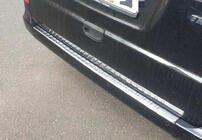 Mercedes Viano 2004-2014 Protector de parachoques trasero con borde (Carmos V2, acero inoxidable) foto 1