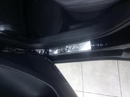 Volkswagen Jetta 2011-2018 Protectores de umbral de puerta de acero inoxidable Carmos V2 (4 uds) foto 3