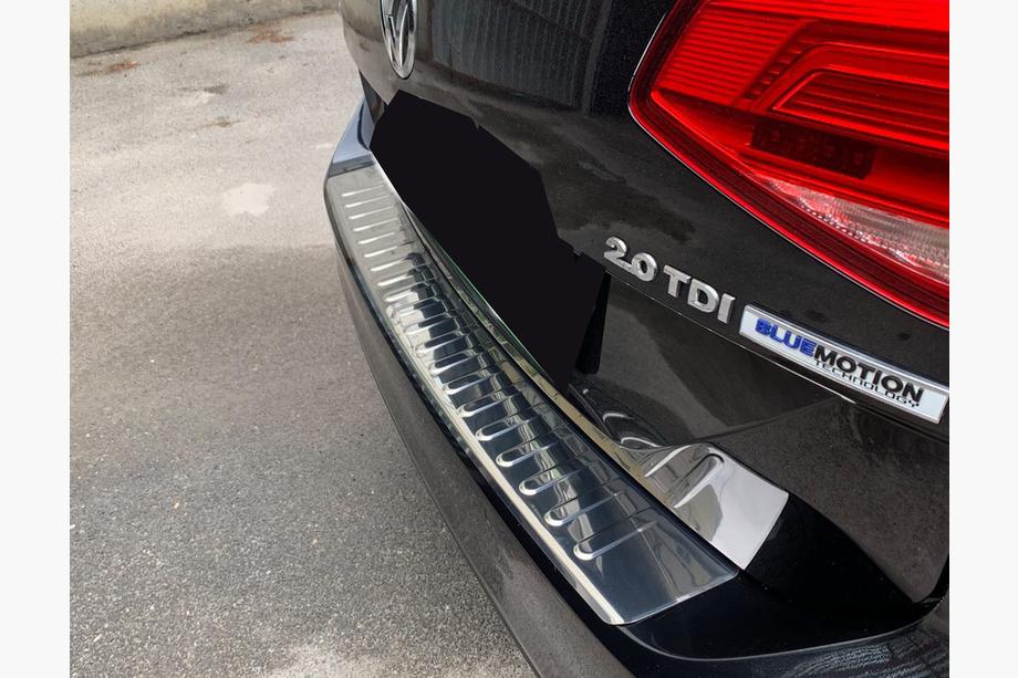 Volkswagen Passat B8 2015-2023 Protector de Parachoques Trasero Carmos V2 (SW) Foto 2