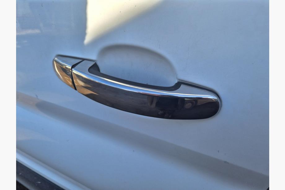 Ford Transit 2014- Cubiertas de Manijas Cromadas Carmos (Acero Inoxidable) Image