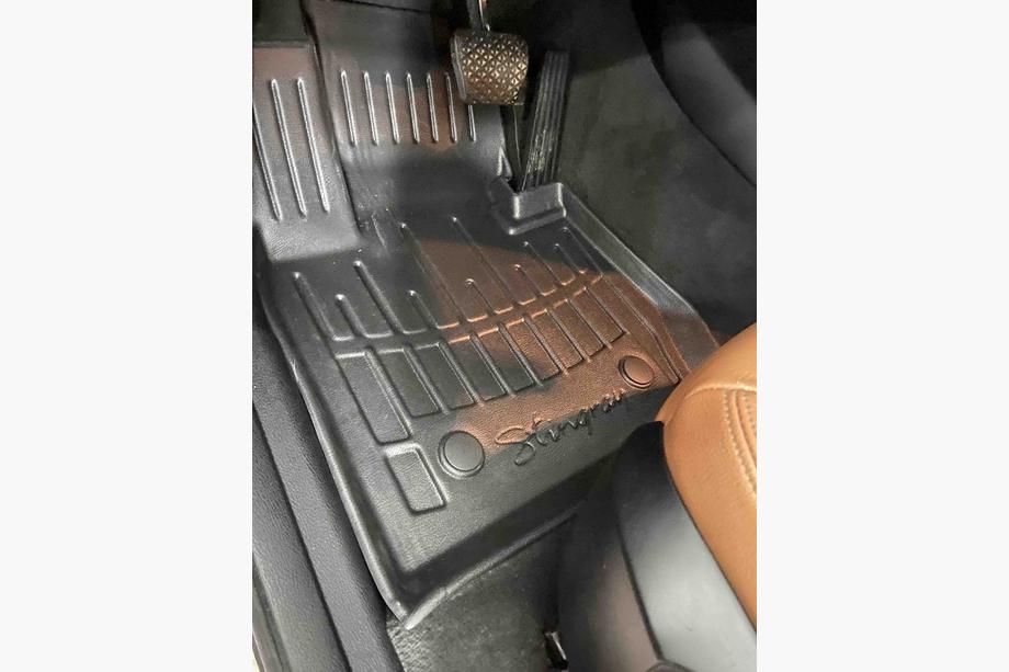 BMW X4 F26 2014-2018 Alfombrillas de goma Stingray 3D (5 uds, poliuretano) Image